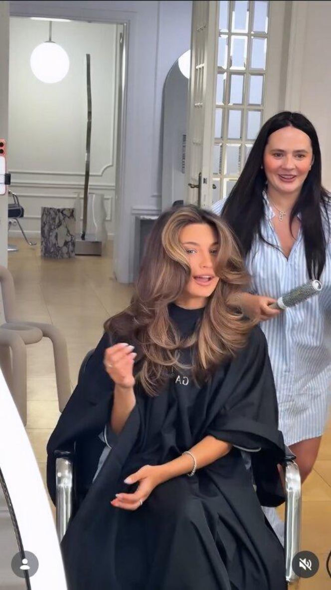 Julia Wieniawa nie do poznania! Nowa fryzura zrobiła z niej drugą Cindy Crawford