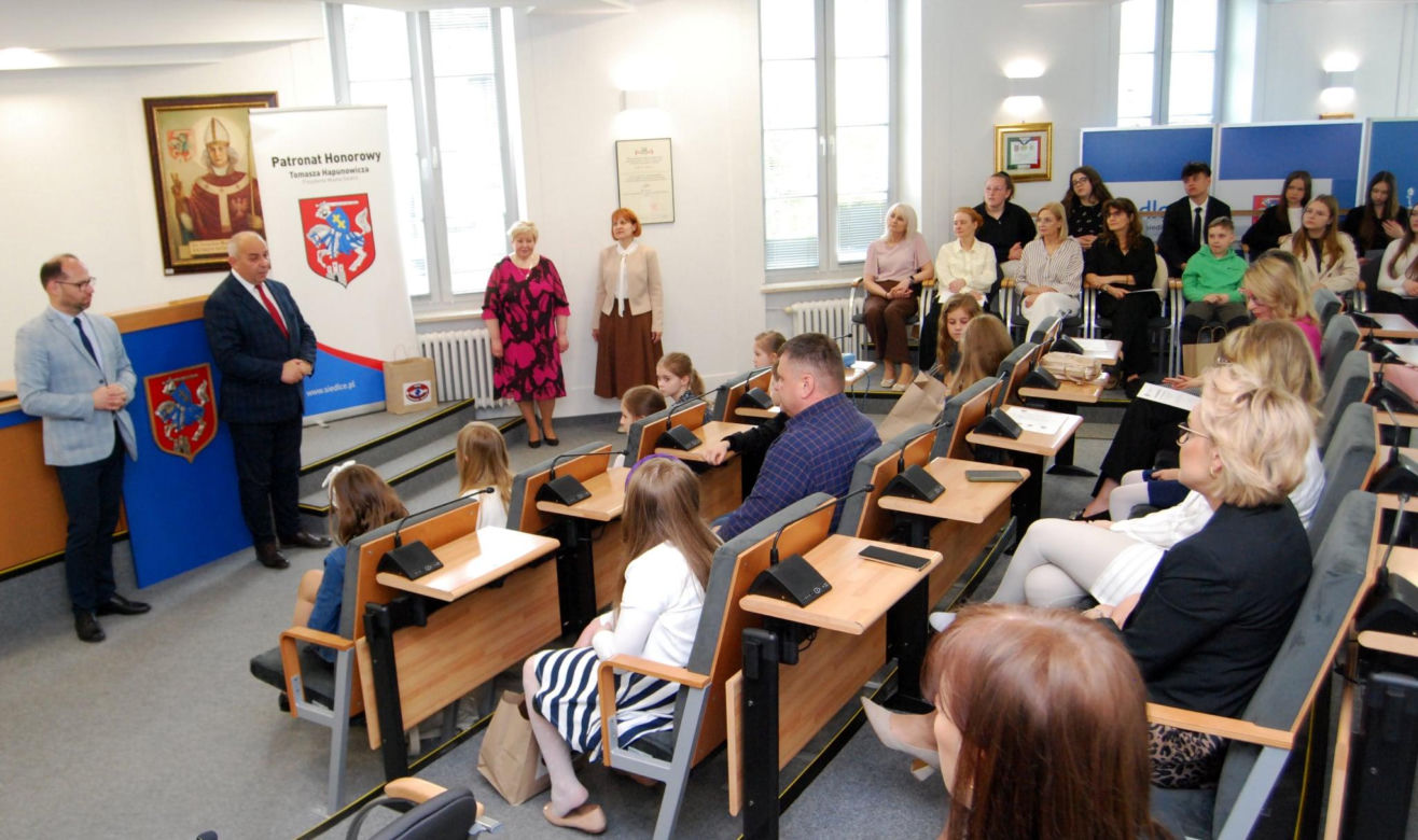 Każdy z uczestników konkursów zorganizowanych w ramach kampanii profilaktycznej - został nagrodzony