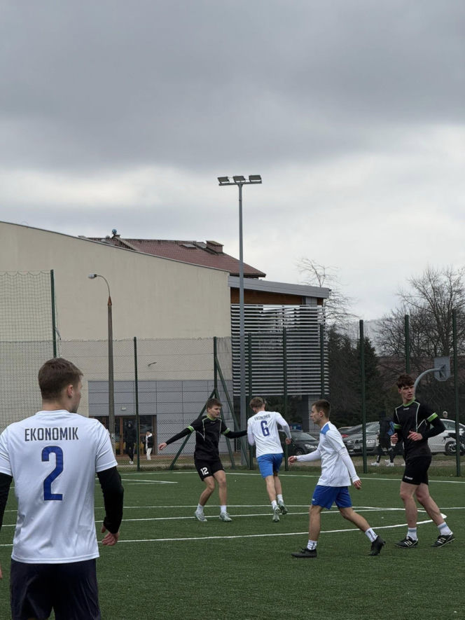 Ekonomik z pucharem!