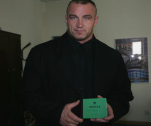 Mariusz Pudzianowski skończył studia