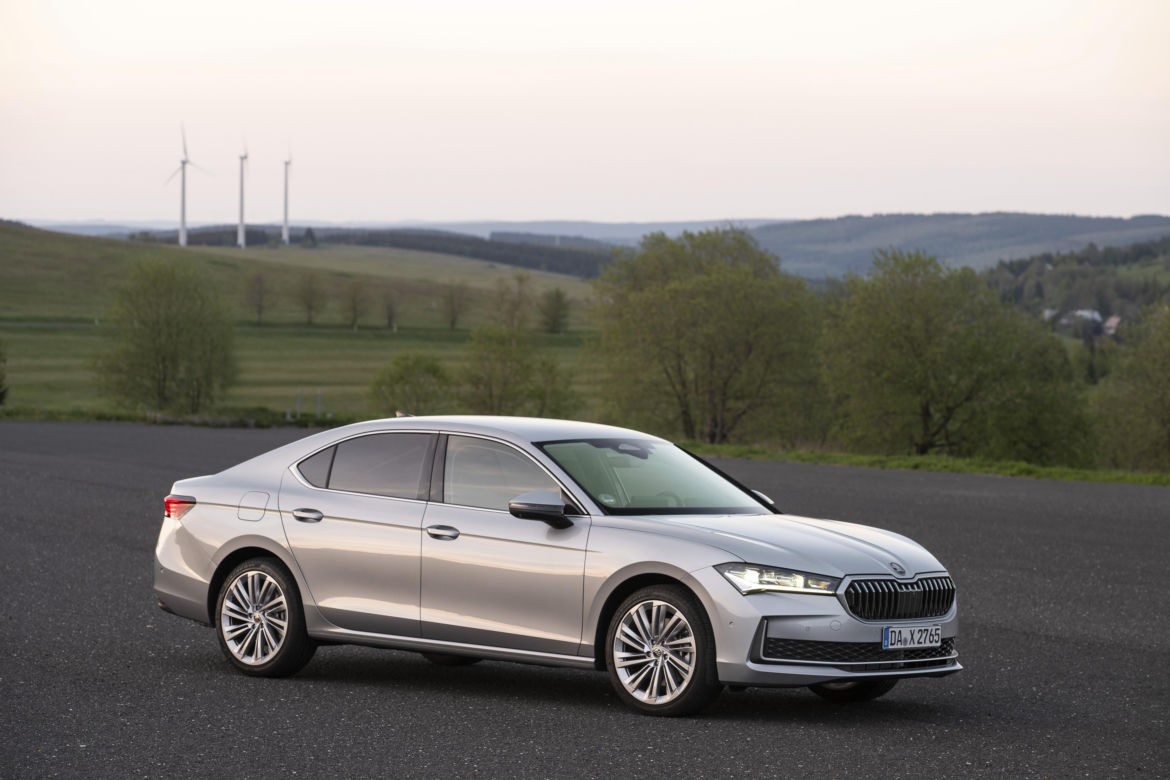 Nowa Škoda Superb