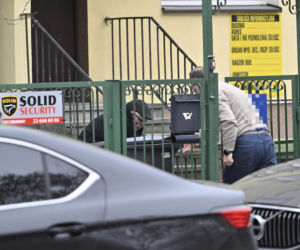 Kaczyński wyzdrowiał i ruszył na Nowogrodzką