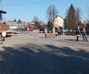Koparka rozpruła rurę z gazem. Pilna akcja służb w Nasielsku