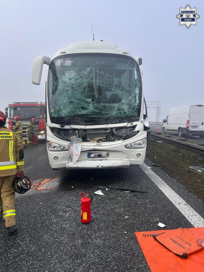 Karambol na autostradzie A4. Zderzyło się 7 samochodów