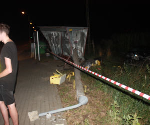 Poważny wypadek w gminie Grudziądz. 19-latek całkowicie zniszczył auto