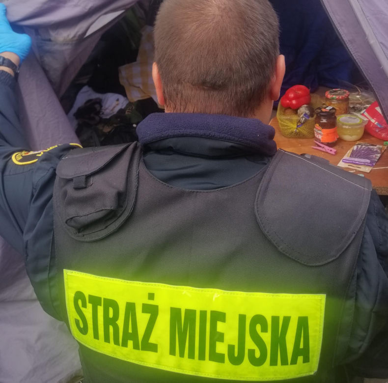 Bezdomni