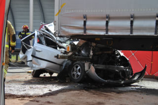 Tragiczny wypadek na S8. Zderzyły się 3 samochody. Są ofiary śmiertelne! Przerażające zdjęcia!