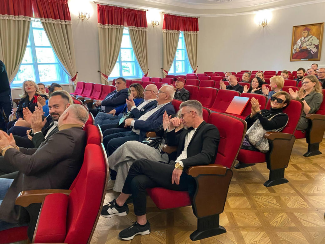 Sztuka dla zdrowia. Sukces aukcji obrazów na rzecz Katarzyny Chacińskiej