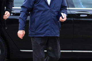 Wiosenny Lech Wałęsa na wielkanocnej mszy