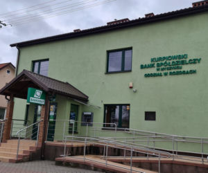 Policjant roku obrabował bank