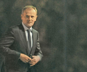 Premierze! Masz w nosie demokrację?