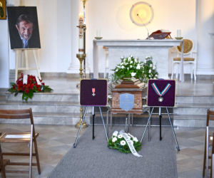 Diablo Włodarczyk, Iwan i inni na pogrzebie Edwarda Linde-Lubaszenki