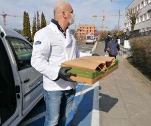 Poznaniacy gotują dla szpitali