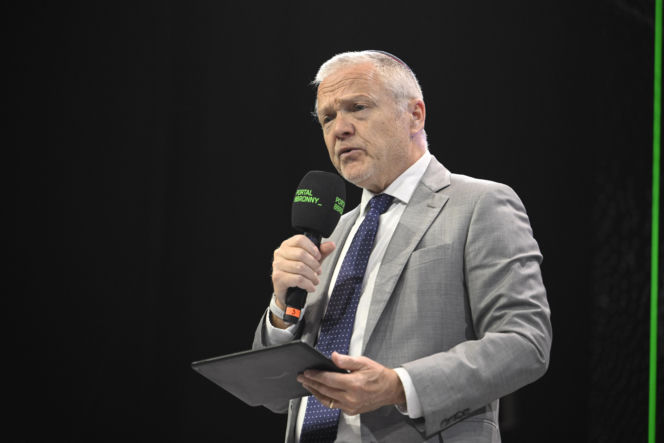 Warszawskie Targi Obronne. Scena Biała Sesja plenarna: Czy jesteśmy gotowi?