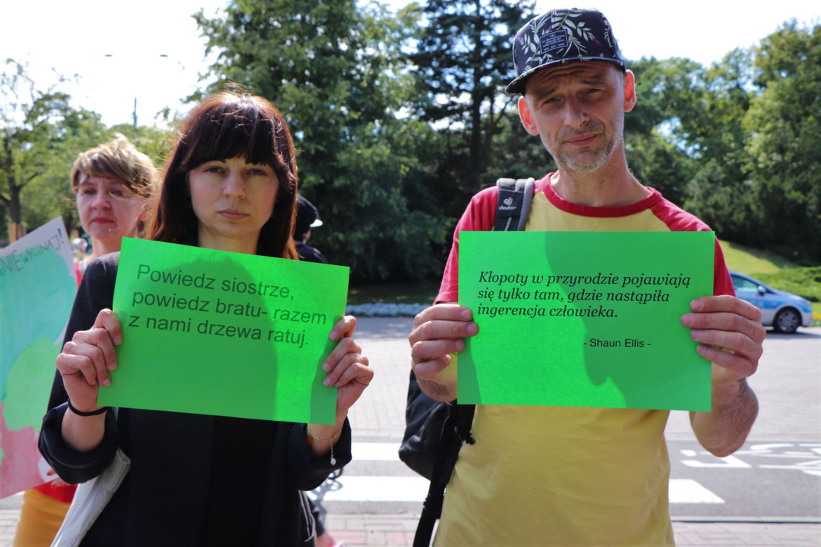 Wielki protest w Toruniu. Mieszkańcy mówią #stopBETONOZIE
