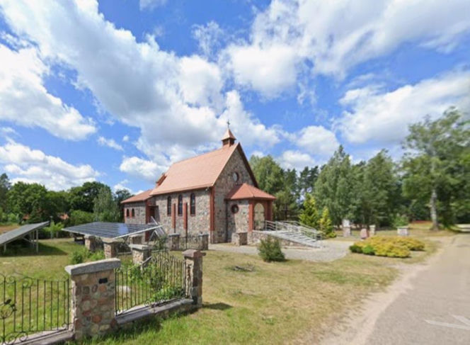 Ta nazwa wsi w woj. warmińsko-mazurskim kojarzy się z zimą. Kojarzy się z "lodowatym chłodem"