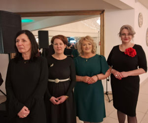 Studniówka 2026 maturzystów Zespołu Szkół Zawodowych nr 1 w Starachowicach