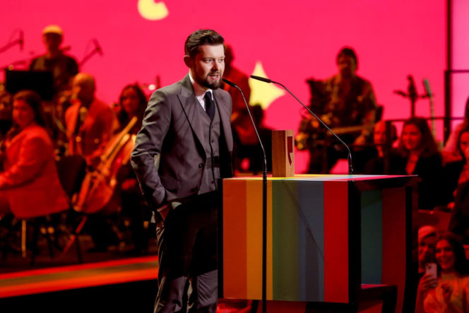 Remigiusz Mróz  zarobił miliony