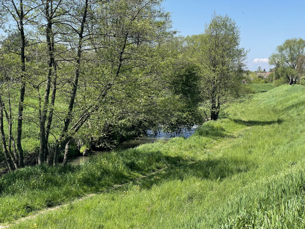 Najdłuższy park w Polsce jest w Krakowie. Ledwo widać go na mapach, a jest pełen atrakcji