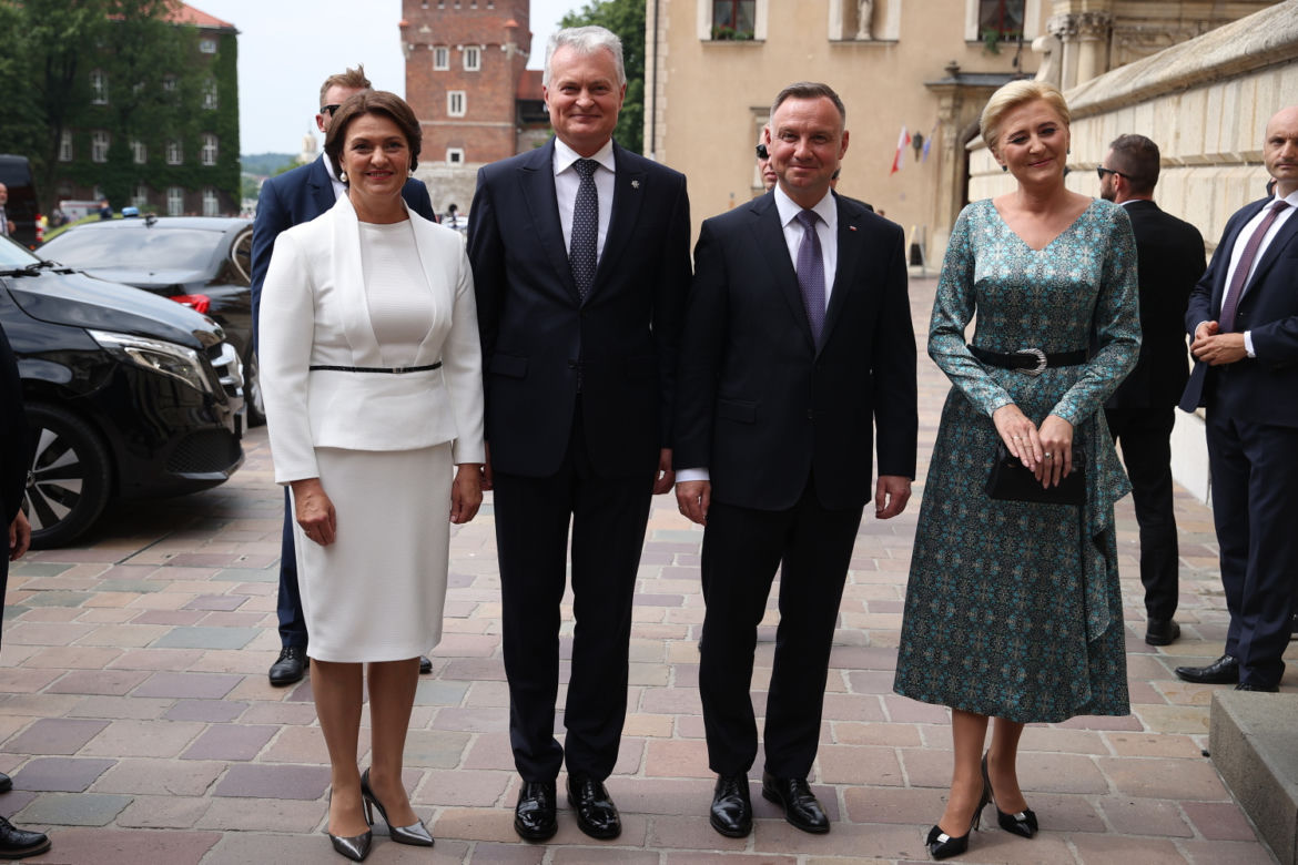 Agata Duda kwitnie na wiosnę