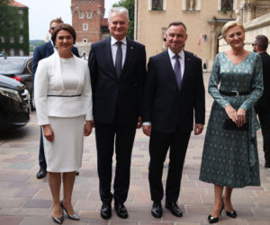Agata Duda kwitnie na wiosnę