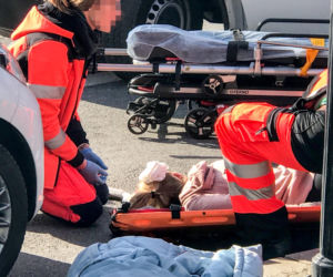 Rowerzystka potrącona na rogu Pięknej i Aleji Ujazdowskich