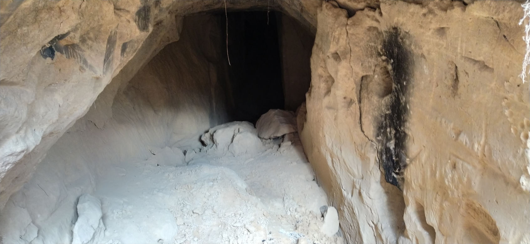 Tunel ziemny w wieży zamkowej w Szczebrzeszynie