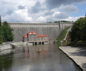 Słynne jezioro na Dolnym Śląsku zniknie! Odsłoni dno po raz pierwszy od 50 lat
