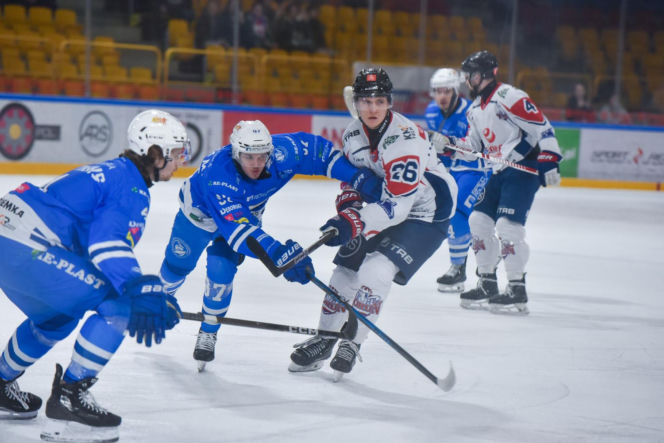 KH Energa Toruń - Unia Oświęcim 4:1, zdjęcia kibiców i zawodników z meczu nr 6