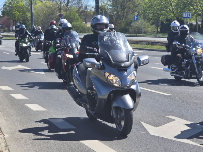 Tysiące motocykli znów podbiły Bydgoszcz! Barwna parada otworzyła sezon