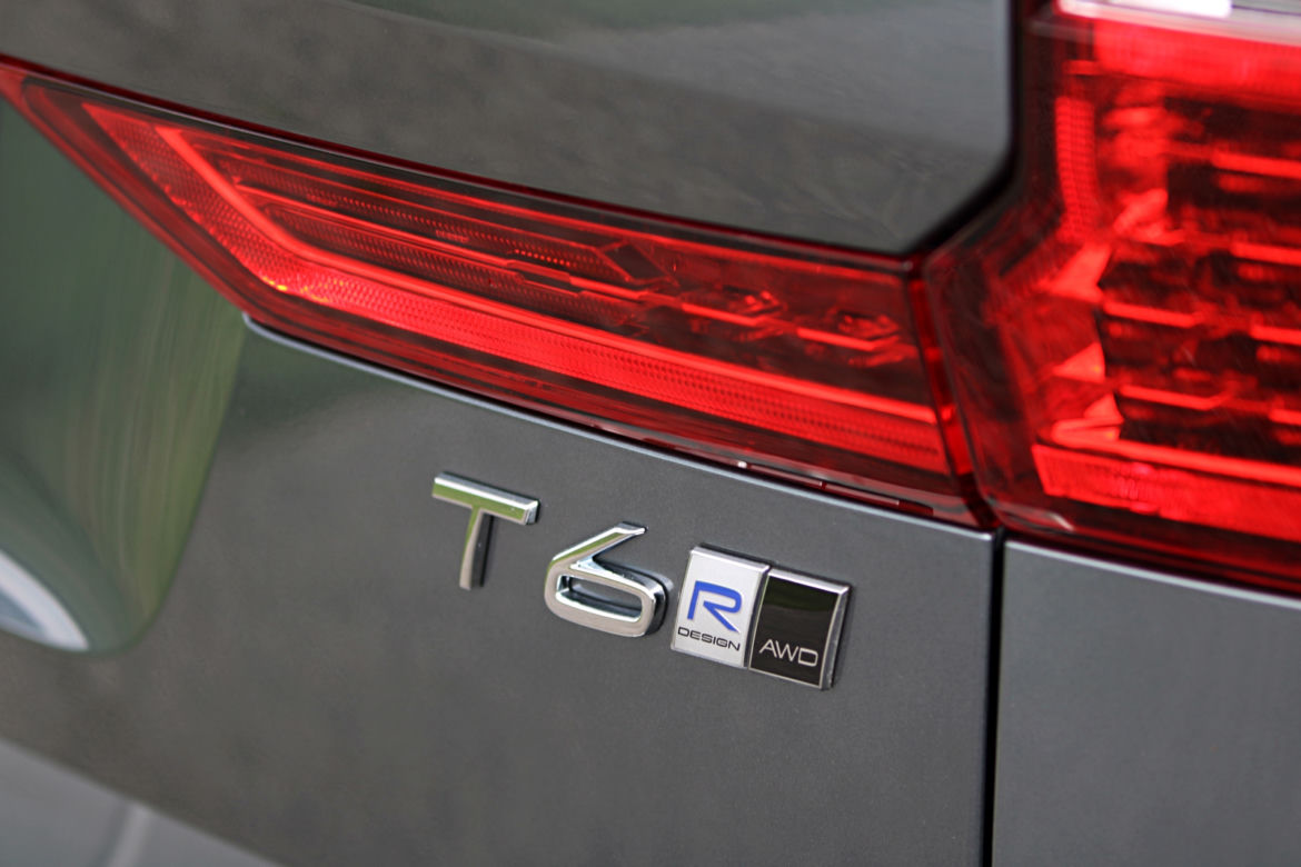 Volvo XC60 T6 AWD R-Design