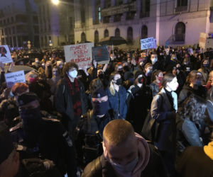 Protest kobiet w Katowicach. Tłumy strajkują przeciwko zakazowi aborcji