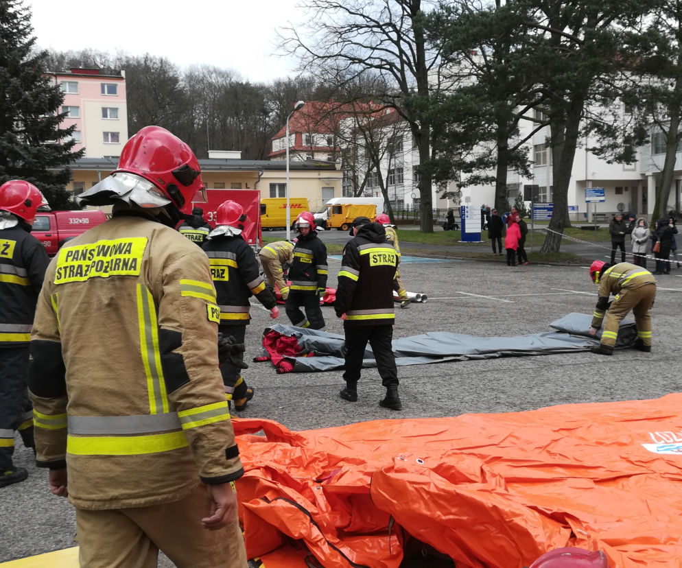Działania Straży Pożarnej na terenie koszalińskiego szpitala to na szczęście tylko ćwiczenia
