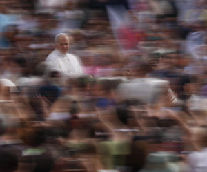 Papież Leon XIV w szpitalu z guzem płuca! Podano ważną datę