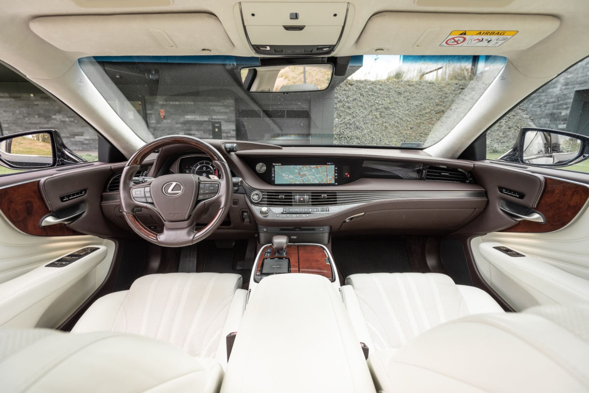 Lexus LS 500 Omotenashi 3.5 V6 417 KM