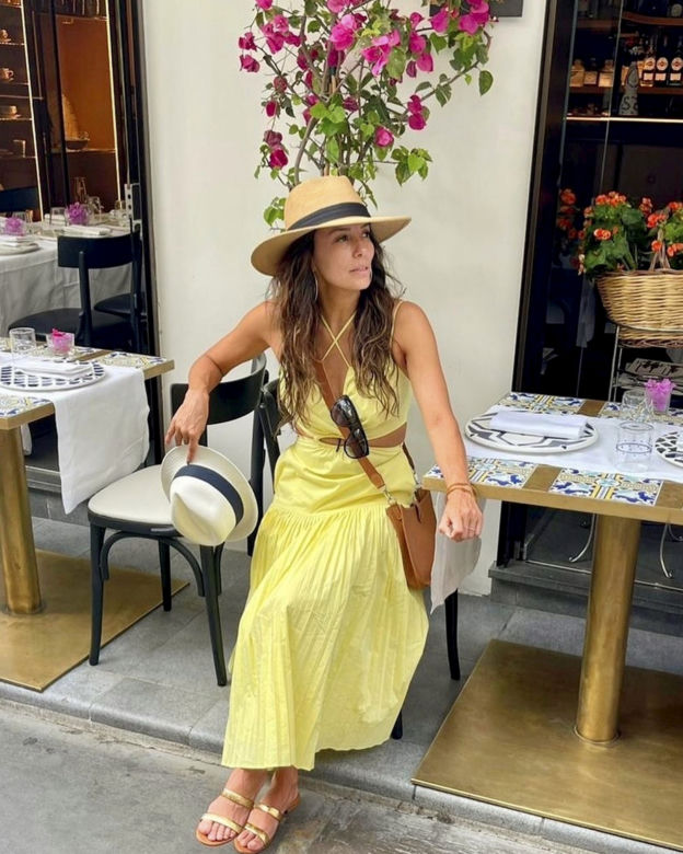  Gotowa na wakacje! Eva Longoria zachwyca na Capri