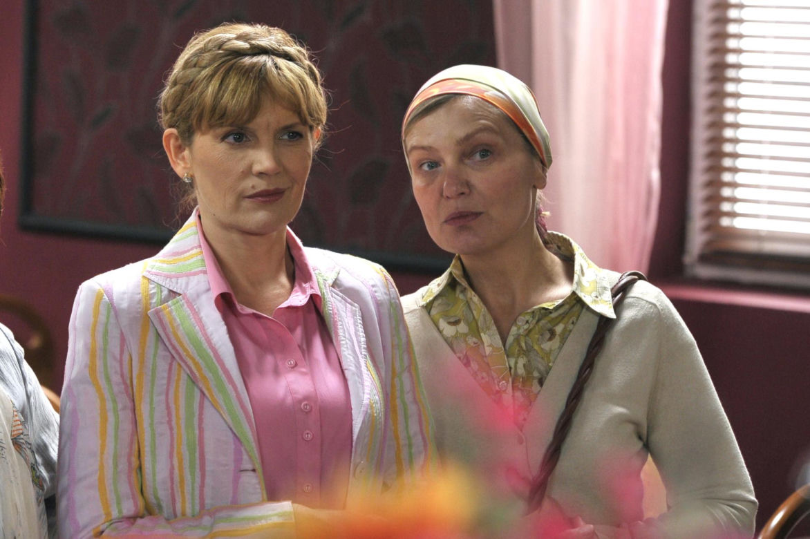Ranczo. Solejukowa (Katarzyna Żak), Krystyna Więcławska (Dorota Chotecka-Pazura)