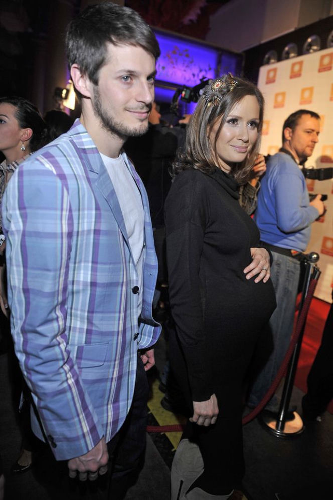 MONIKA MROZOWSKA, MACIEJ SZACIŁŁO
