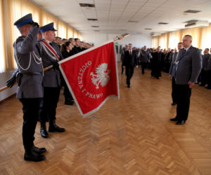 Ślubowanie młodych policjantów