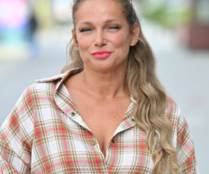 Niegdyś nosili je nasi dziadkowie. Dziś wracają w nowej odsłonie. Tak wystylizowała ten element garderoby Joanna Liszowska