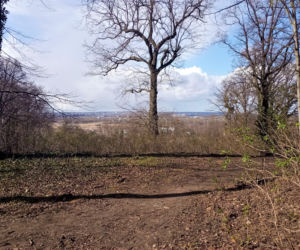 Wieża Baresela nad Jeziorem Szmaragdowym
