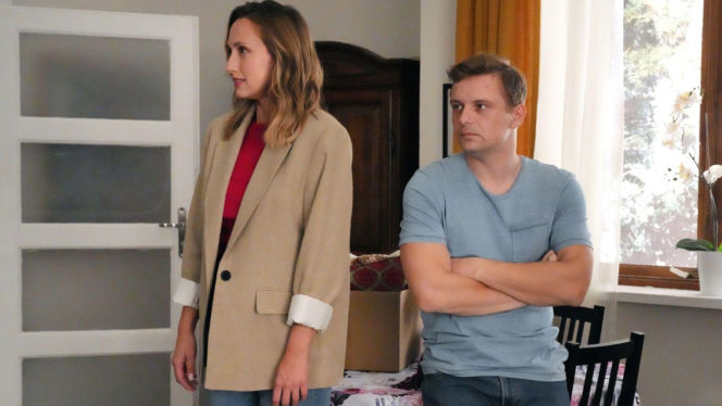 Barwy szczęścia odc. 3339. Asia (Anna Gzyra), Hubert (Marek Molak)