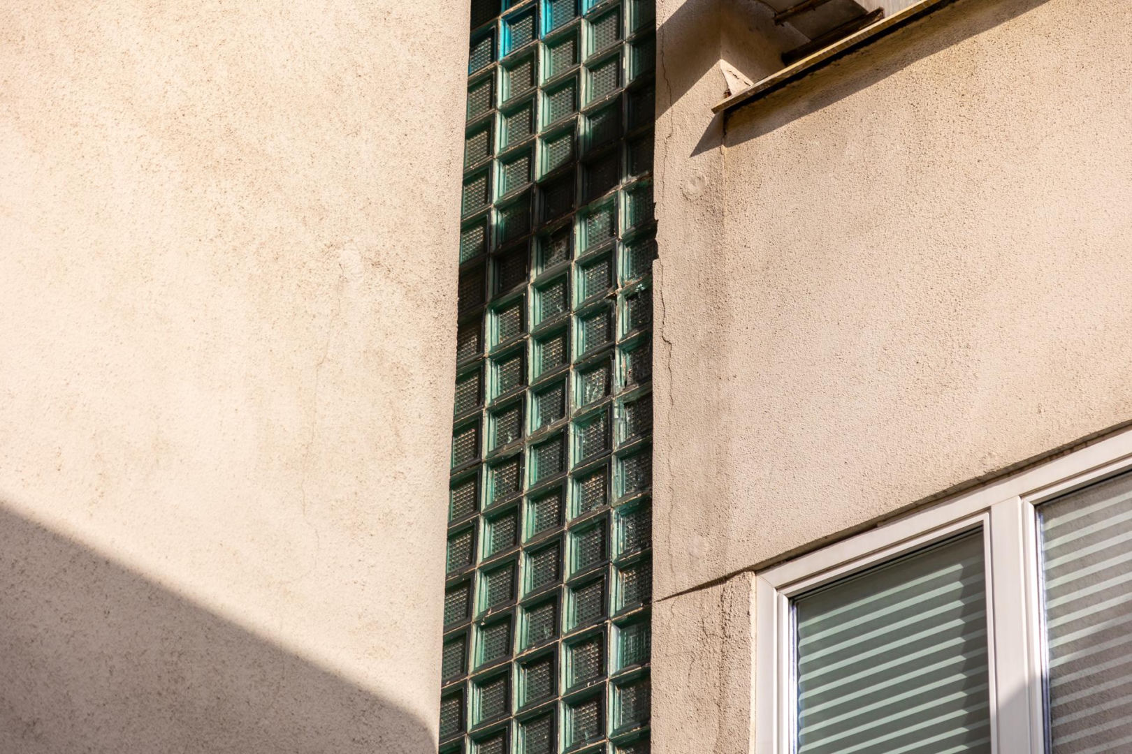Galeriowiec z Powstańców Śląskich 112-122 we Wrocławiu