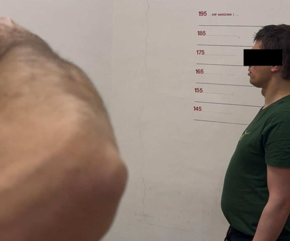 Pijany furiat skatował kobietę i jej psa w centrum stolicy. Został powalony w kilka sekund