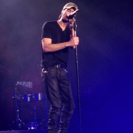 Enrique Iglesias w Polsce 2017 - zabawa, łzy, niedosyt i rozczarowanie. RELACJA z koncertu