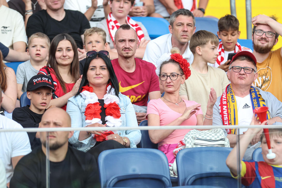 Kibice na meczu gwiazd Polska - Brazylia na Stadionie Śląskim
