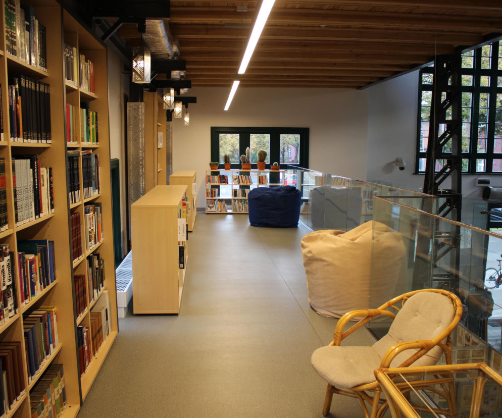 Dworce w Polsce przerabiamy na biblioteki i muzea. Ale czy to ma sens?