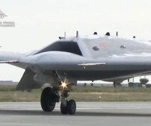 Rosja pokazała dwumiejscowego Su-57. Czy to gra o miliardy z Indiami?