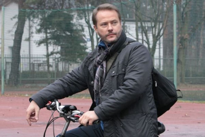 OJCIEC MATEUSZ 9 sezon. Ksiądz Mateusz Żmigrodzki (Artur Żmijewski)