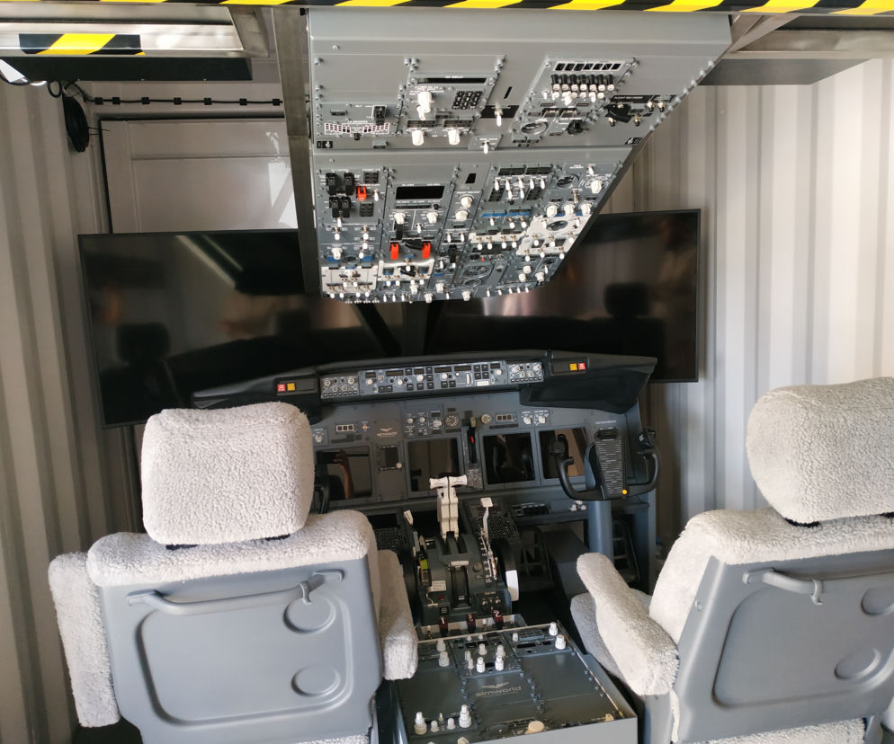 symulator Boeinga 737 na leszczyńskim lotnisku